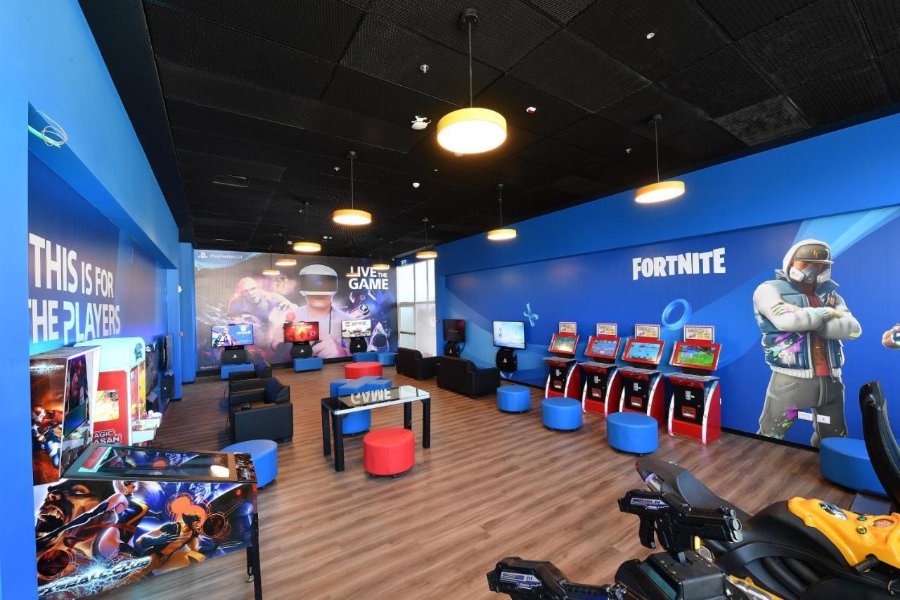 Vert Hotel Eilat By Afi Hotels ภายนอก รูปภาพ GameStop store interior